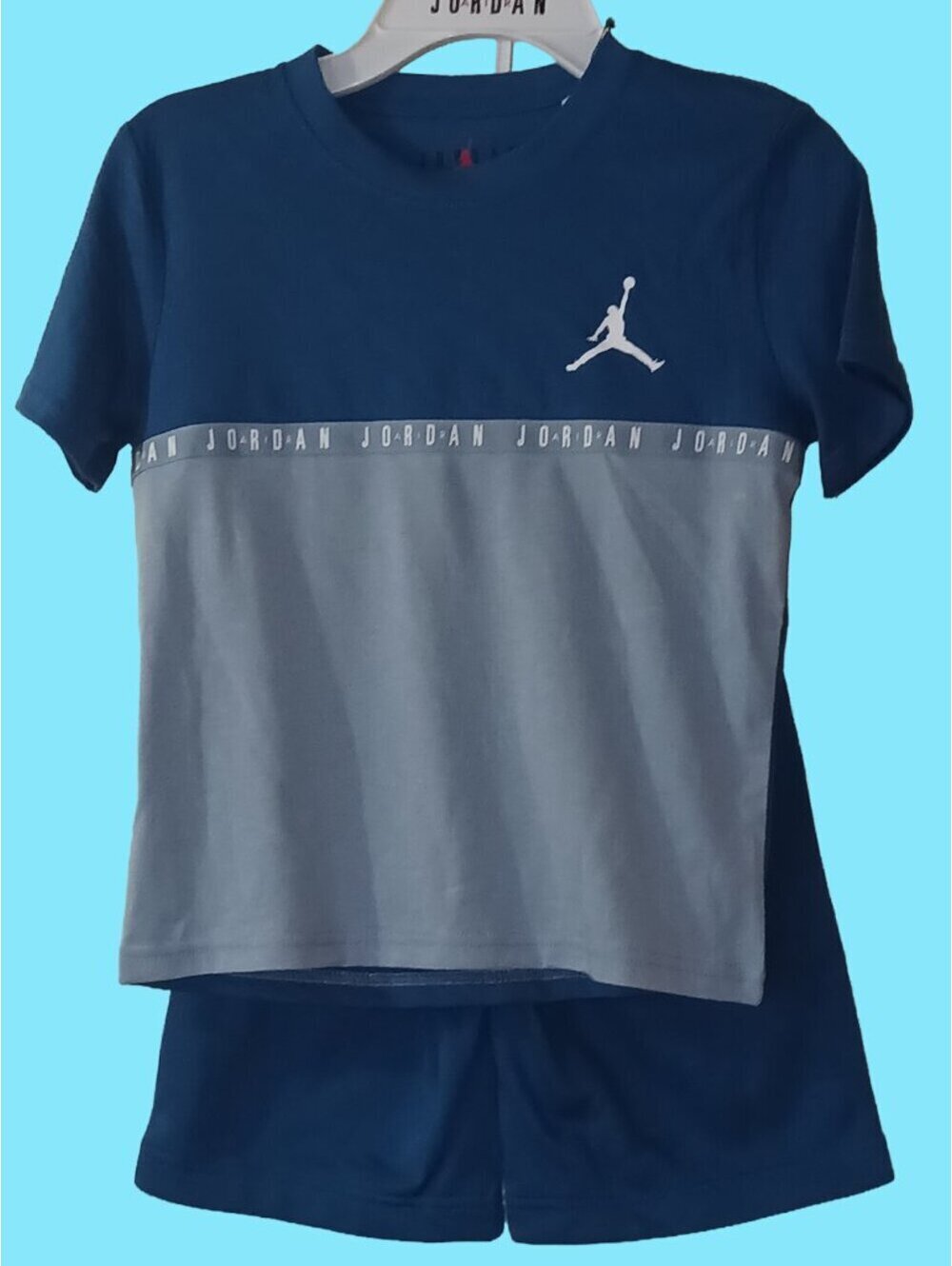 NWT Jordan Kids 2‑Piece Set – Size L (6/7)
